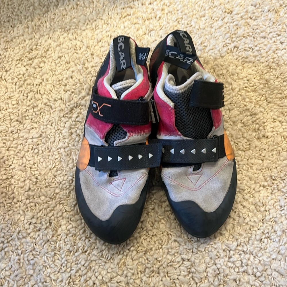 Scarps women’s climbing shoes